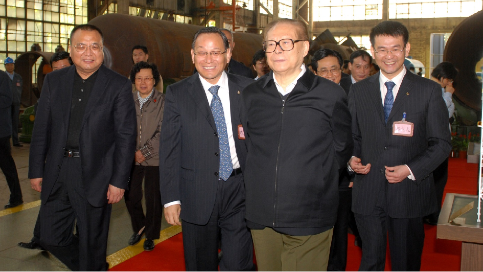 2009年4月26日，江澤民同志蒞臨考察